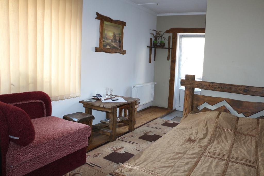 Eco Grill Hotel Restaurant Aquarius Lviv Chambre photo